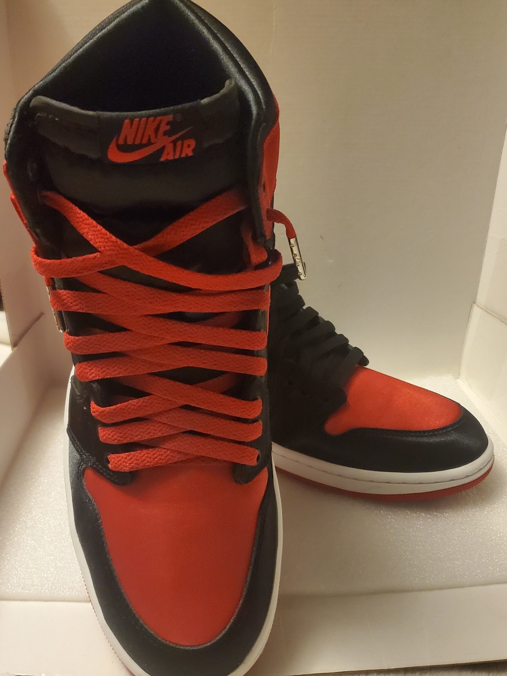 Nike Air Jordan 1 Black/Red High Top Sneakers  Satin Bred Worn Once with Box